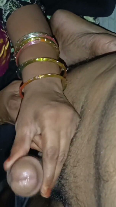Bhabhi Ne Mari Moti are madrachod hath dukhne Laga | Clip 1