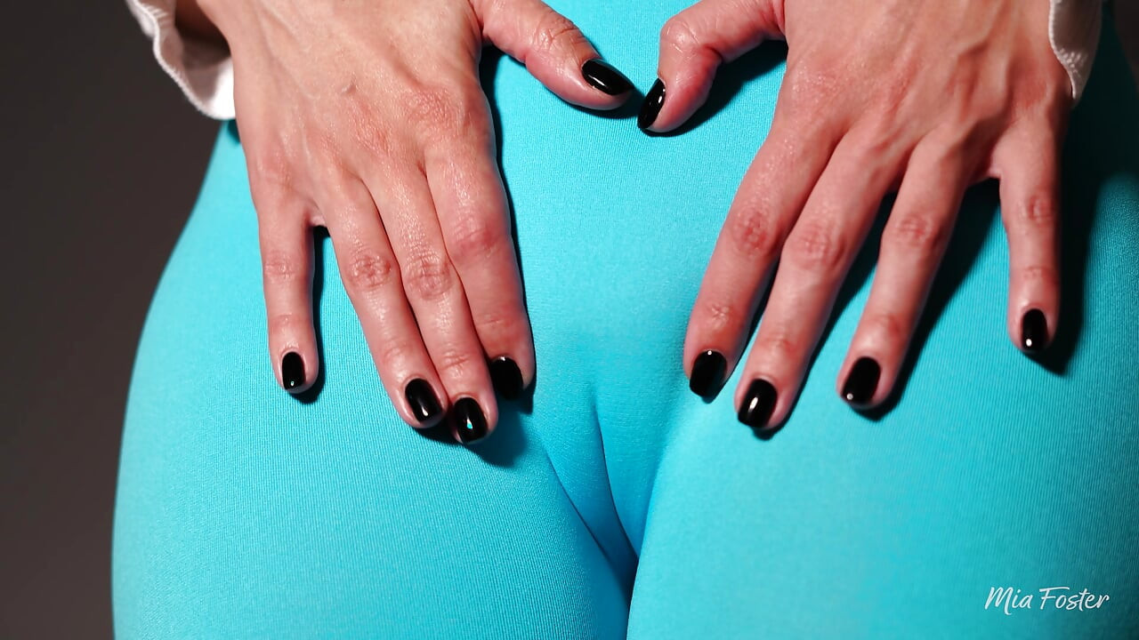 Rubbing & Fucking My Horny Ex