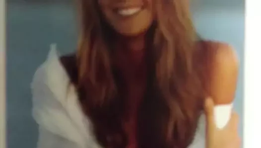 Elle MacPherson calendar cum