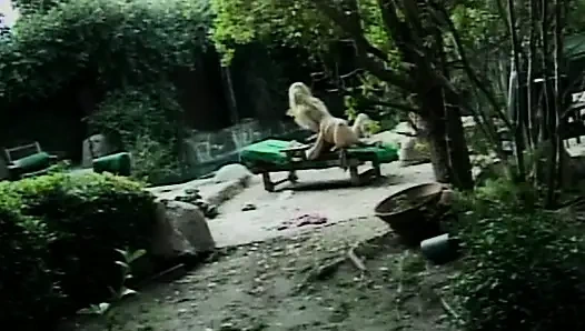 College Geständnisse: Heiße Outdoor-Abenteuer