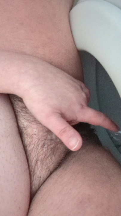 Me just having fun on the toilet | Clip 3