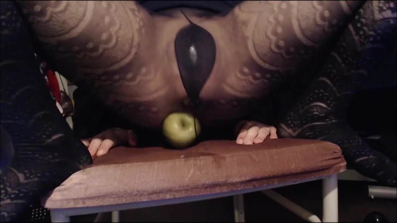 She destroyed her asshole