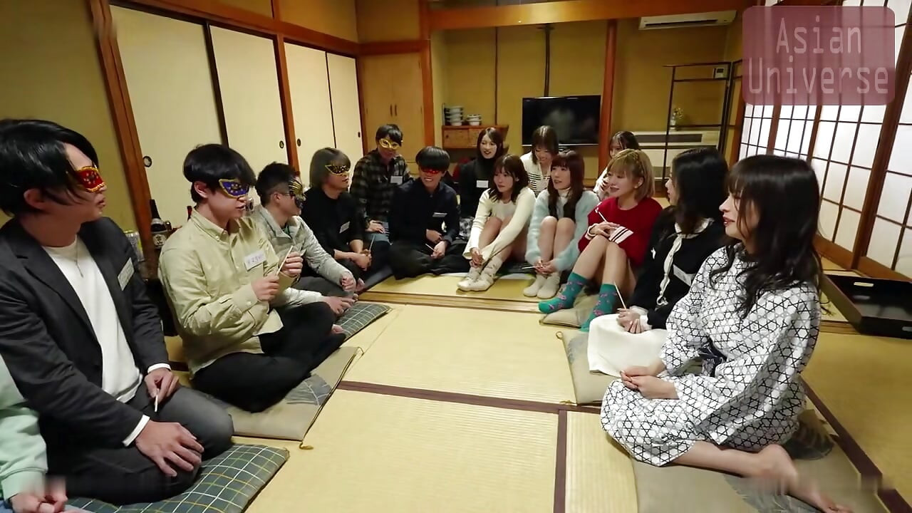 Hot Spring Bus Tour - a Packed Getaway of Unrestrained Group Indulgence
