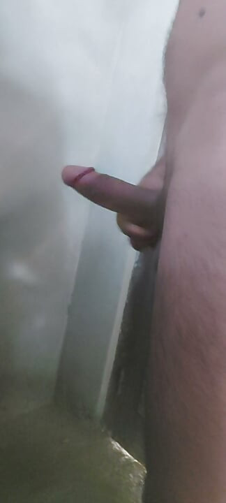 Me hizo correrme solo a través de una videollamada