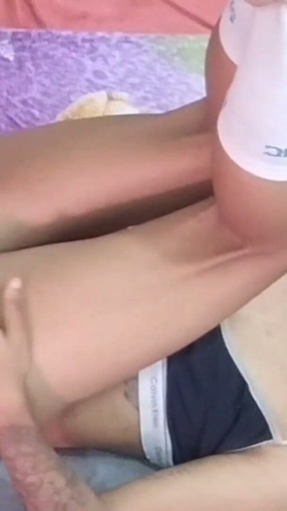 Petite anal real | Clip 1