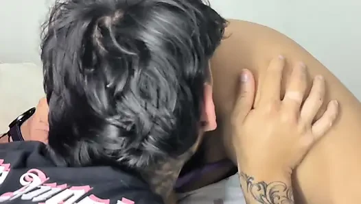 I do oral sex on my girlfriend
