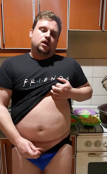 I like to cook and to cum