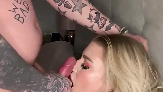 Я приняла более одной порции спермы на мое лицо