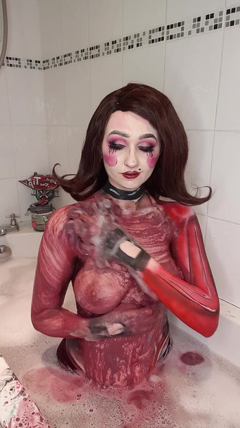 Mad Moxxi Neuredna boja za tijelo Uklanjanje u kadi