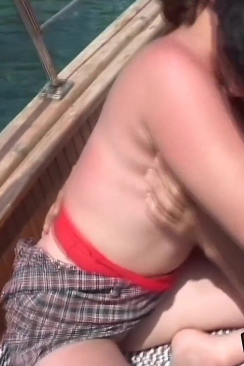 Selma's Horny for the Turkish Captain