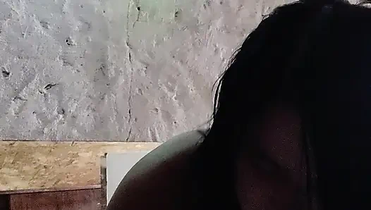 Трахаю на чердаке Cz1