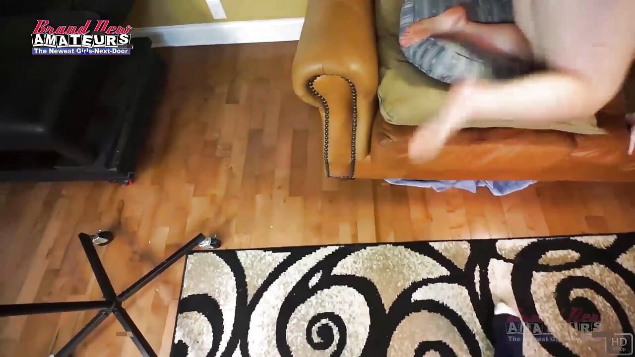 Faiths Hope Petite Busty Blonde Coed Wet Ass Lick Niechlujny BJ Spragniony!