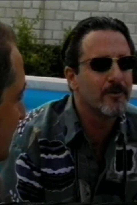 Lèche la chatte comme une glace