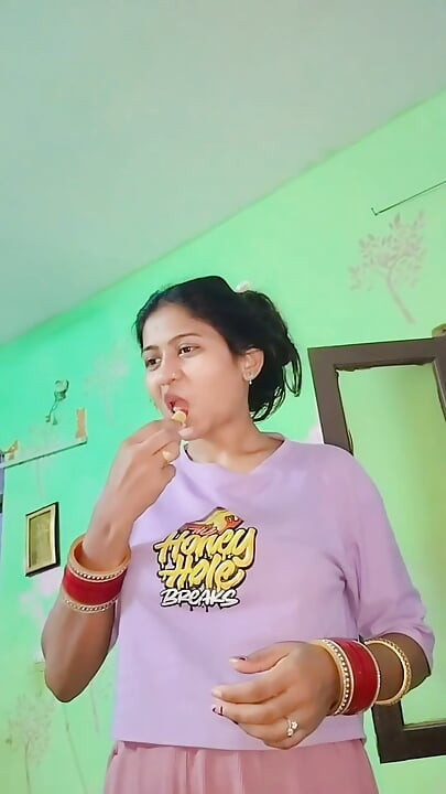 69 POSITION Landlady Tries To Seduce Her Charming Tenant During Night 4K Video