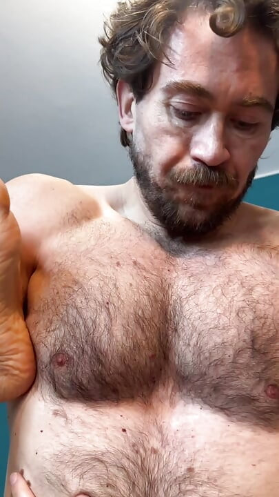 Hairy Jock Fucks Italian Twunk Bareback
