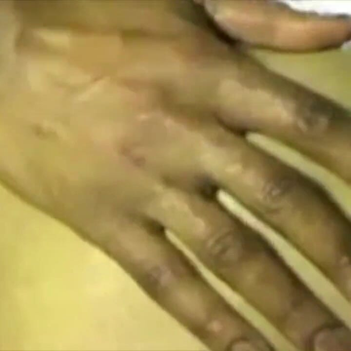 Xxl siyah yaraklı erkeklerle harika porno