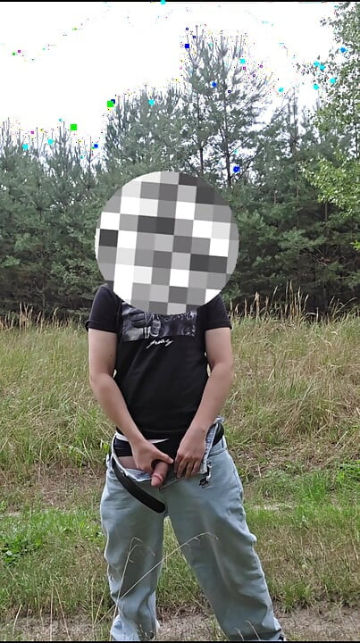 야외 십대 자위와 정액 도전