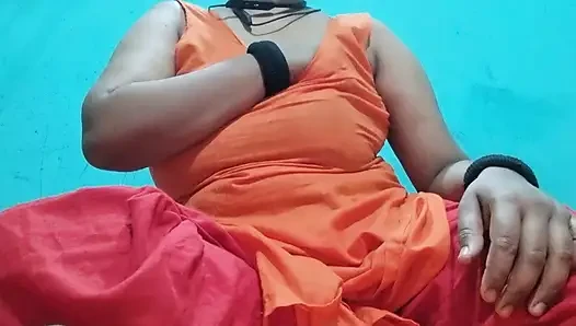 Tatlı ve güzel Bangla kız genç kız büyük süt