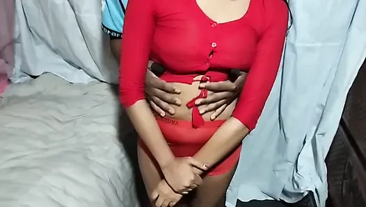 Beautiful Indian schoolgirl sex video.
