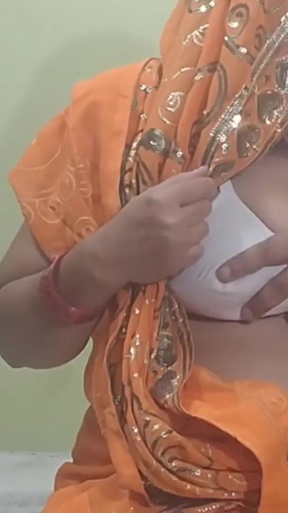 indian sex XXX of Devar, Bhabhi fucking in a hut | Clip 1