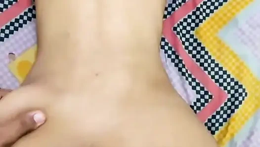 Gadis india nyepong kontol sampai tenggorokan dan dientot gaya doggy