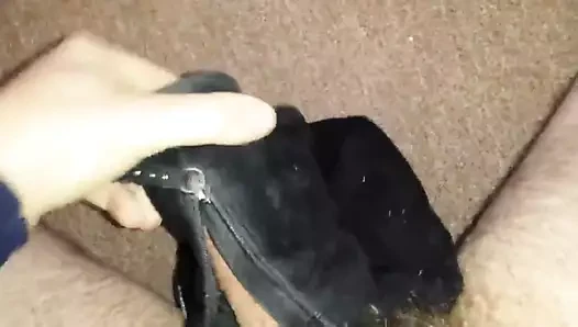 siyah süet çizme cummed