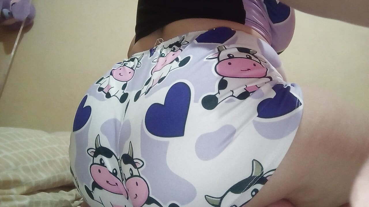 Pantat India sensual yang comel