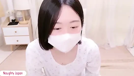 Wanita Lucu Pucat dengan Rambut Tubuh Alami, Pengamatan Diri yang Menyenangkan Ditangkap dalam Momen Intim 2