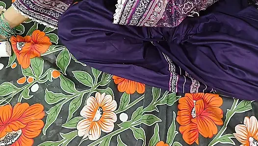 Desi Indian STEP-SISTER-Clear Hindi Audio Moaning