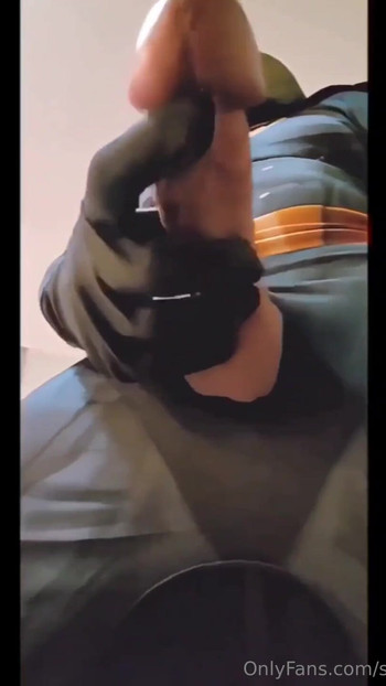 Zapanjujući trenutak iz filma "Batmanov veliki kurac i veliki izljevi sperme Sixxbig prilagođeni video za obožavatelja"