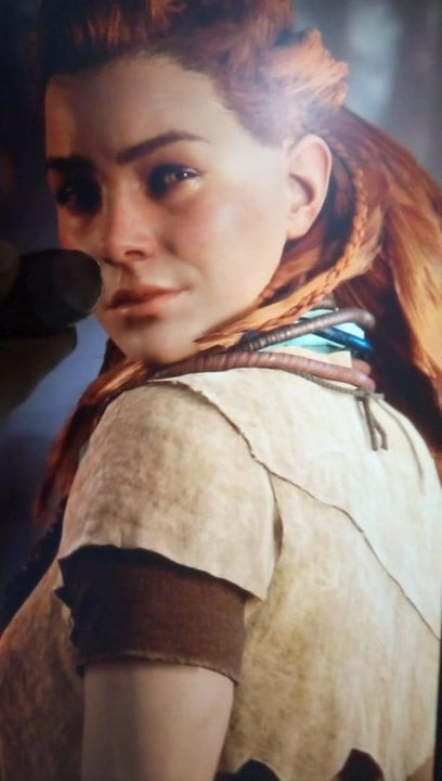 Aloy cum tribute