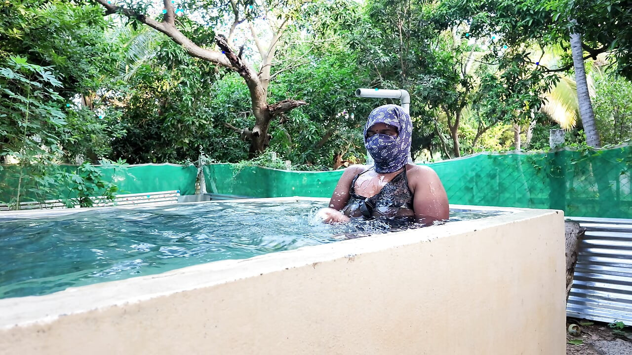 Neighbour and bathing aunty
