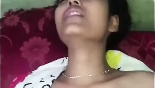 18+ индийская девушка в первый раз пальцами до оргазма и грубый секс бхабхи деревни дези