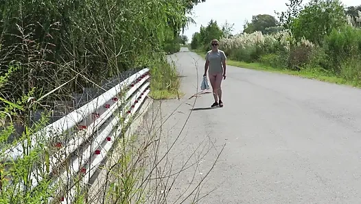 Patricia yol üzerindeki köprüde