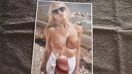 Cum haraç için brigitta kakuk(photodromm)