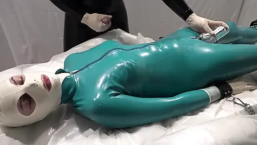 An amateur bothers a dominatrix, cum ower neck, life bug