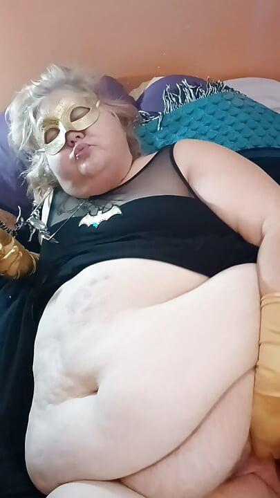 BBW Bat Girl Masturbates for You with Her Golden Gloves on!