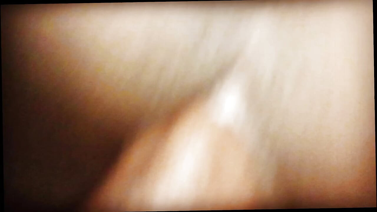 Quando meu meio-irmão está no exterior, eu penso sobre isso e eu faço meias assim.
