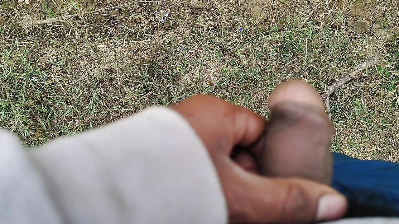 Kheton mein sex karne ka maja hi kuchh aur Hai