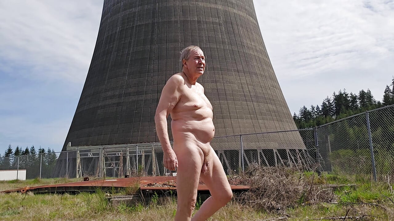 Naken på Nuke