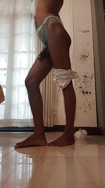 I am back. Enjoy my natural dick