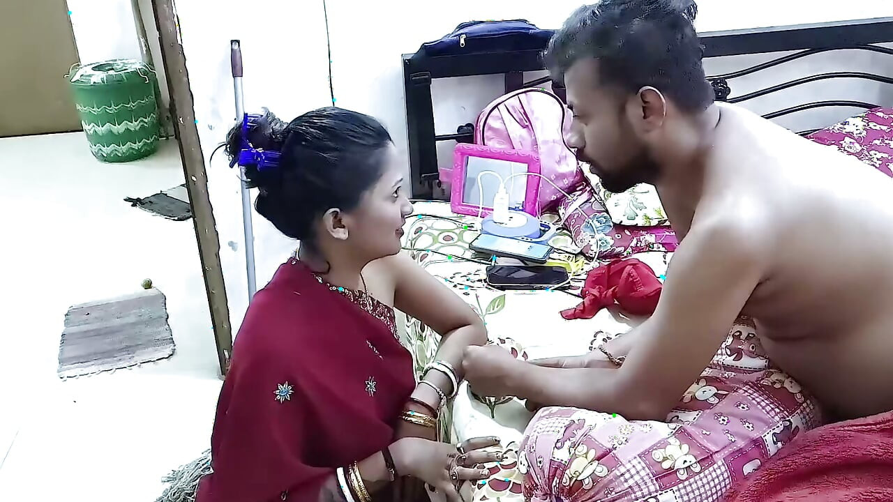 Chhoti saali ko paise dekar jabbar dasti land muh me daal diya