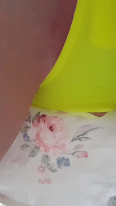 Sexy Body Under My Skirt