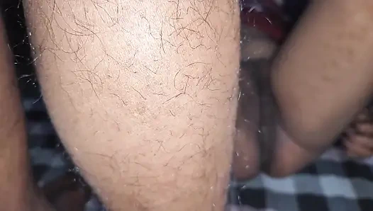 Desi freundin fickt zu hause, girlfrind betrügt am morgen