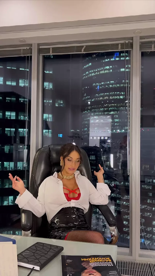 Lady Boss Monika Fox Have Fun At The Office In The Evening