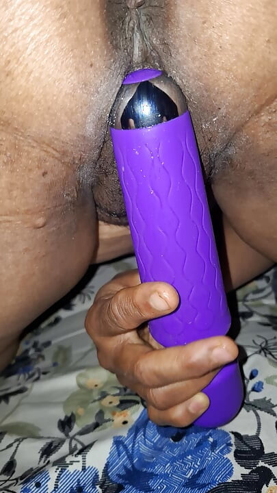 Bhabhi krijgt massage in poesje