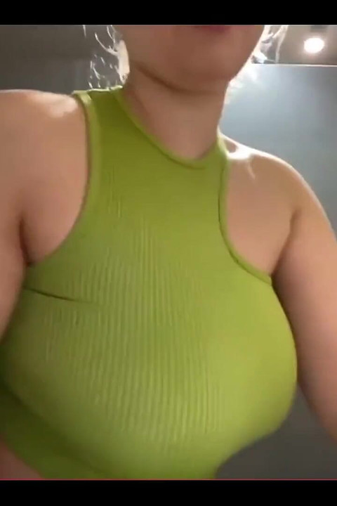 익스트림 시오후키. 흑인 대물 자지와 섹스하는 핫한 애널 섹스