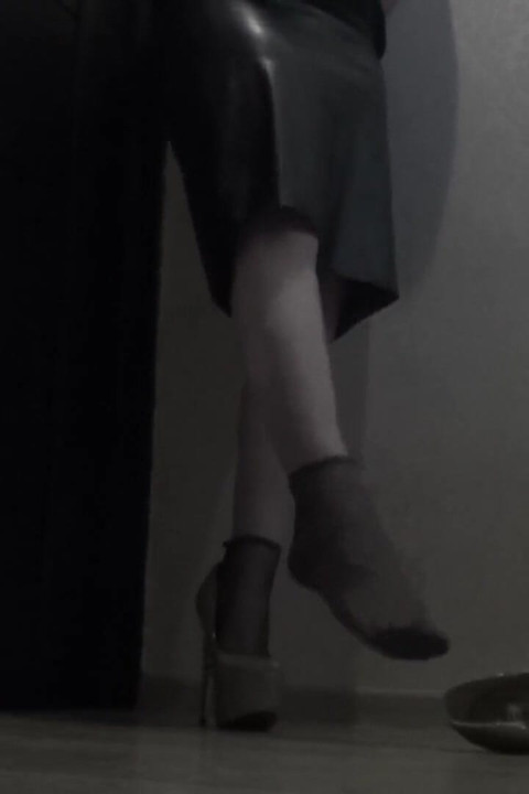 Walking in high heels and socks