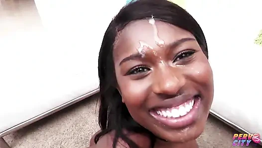 Pantat bahenol tessa thomas dan lily starfire di-anal habis-habisan sampai matanya merem melek