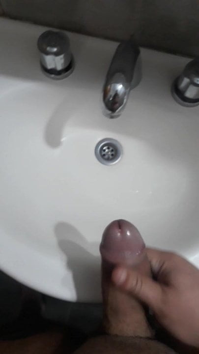 me pajeo, aburrido comenten y subo mas